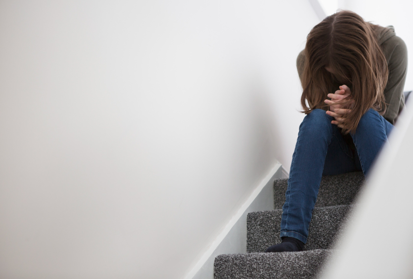 علت استرس نوجوانان و نشانه های اضطراب نوجوانان را بشناسید